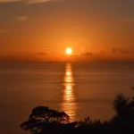 Kabak Avalon Lodge *