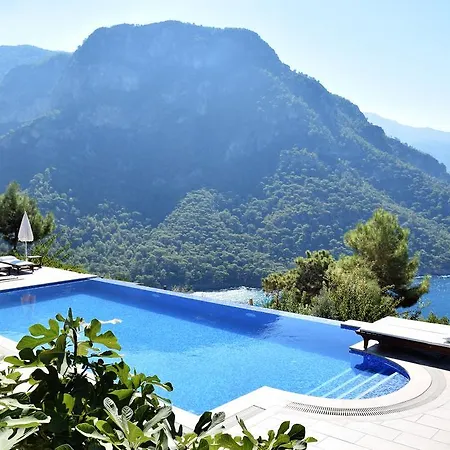 Lodge Kabak Avalon *