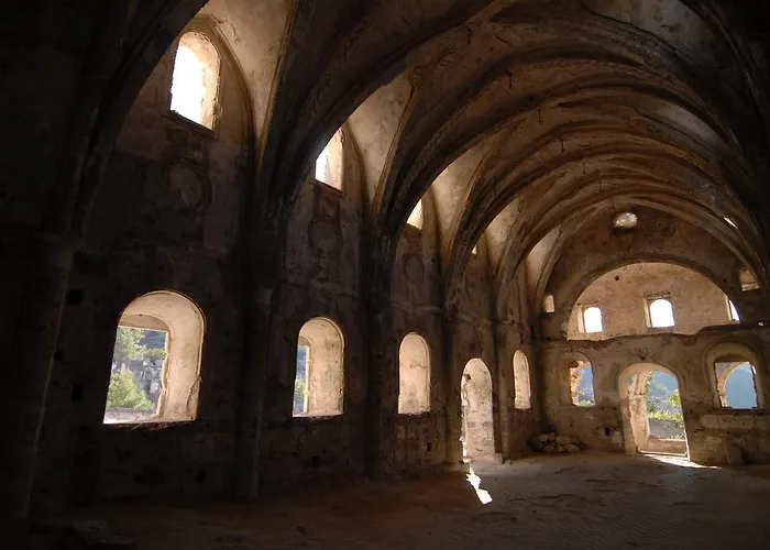 بنغلات كاباك أفالون بيت خشبي